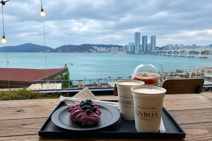 Busan Highlights: Small Group, Hotel Pick-up & Sky Capsule