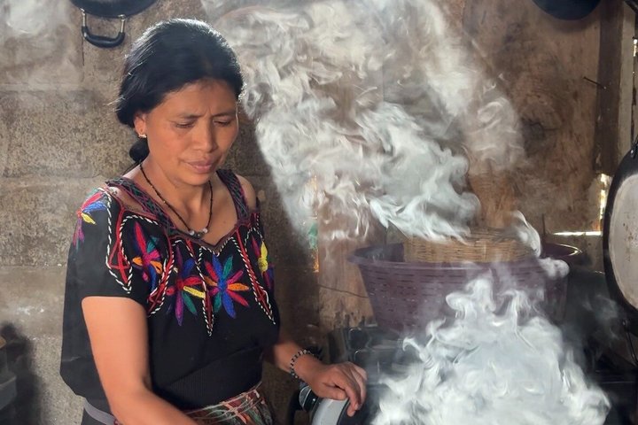 Authentic local experience with a community of women