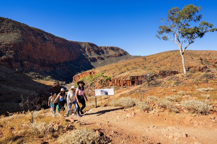 West MacDonnell Ranges Day Trip from Alice Springs
