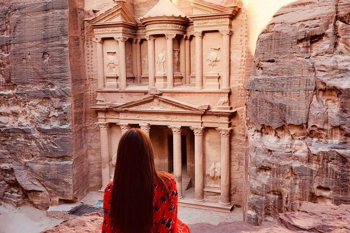 Petra and Wadi Rum Private Guided Tour