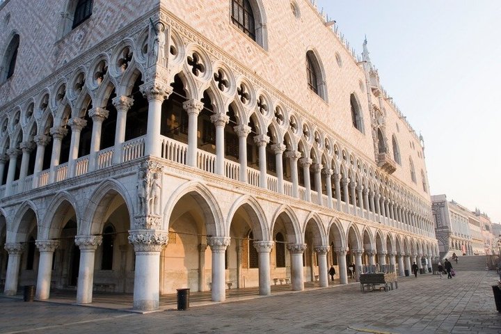 Skip-the-Line: Doge's Palace & St. Mark's Basilica Fully Guided Tour