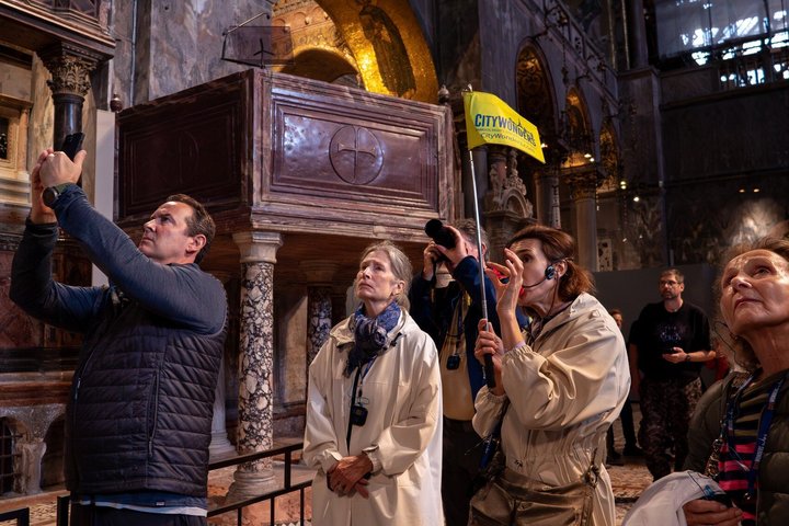 Skip-the-Line: Doge's Palace & St. Mark's Basilica Fully Guided Tour