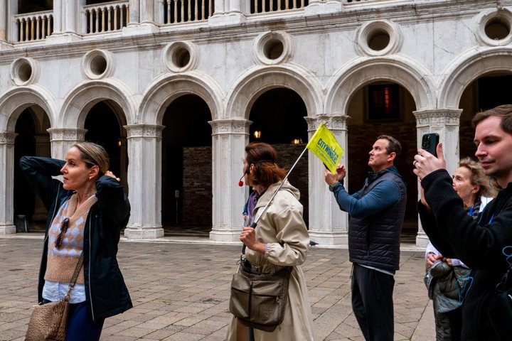 Skip-the-Line: Doge's Palace & St. Mark's Basilica Fully Guided Tour