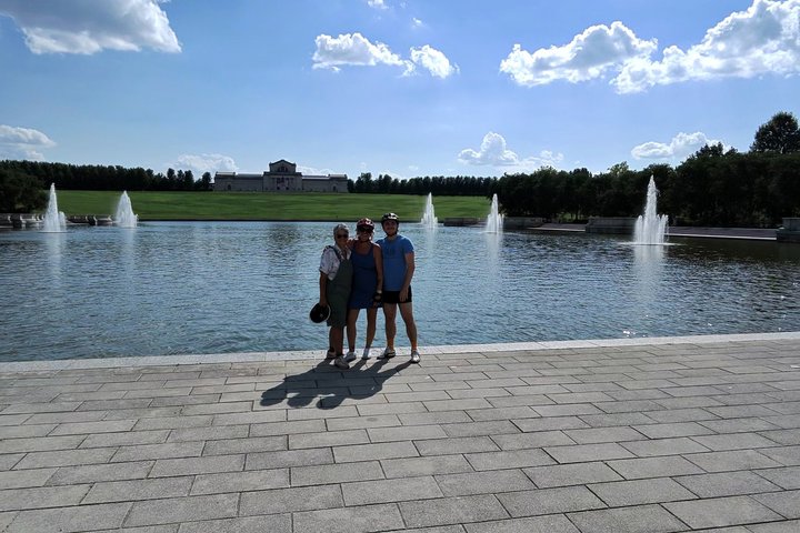Forest Park E-Bike Tour with Optional Saint Louis Zoo Visit