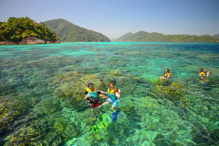 Phi Phi, Maya Bay Islands Premium Catamaran Boat Tour from Phuket