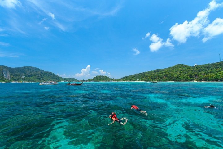 Phi Phi, Maya Bay Islands Premium Catamaran Boat Tour from Phuket