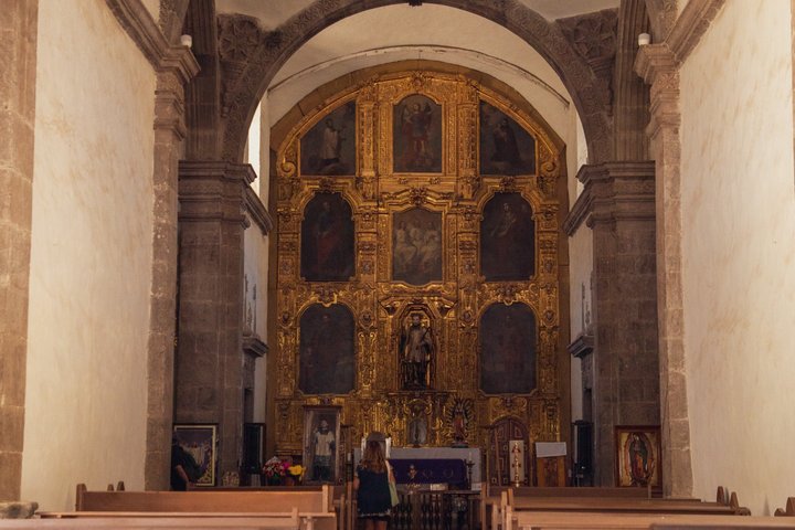 Explore San Javier Mission Lunch Walk and Historical Tour