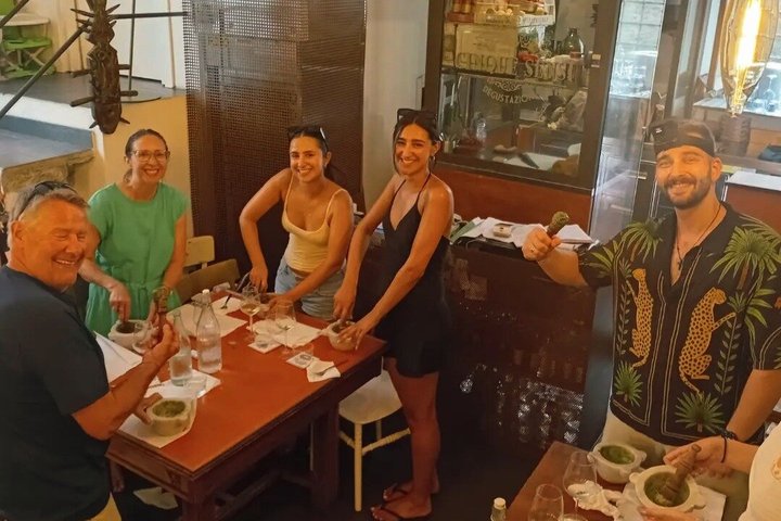 Pesto Class and Wine Tasting in Vernazza, Cinque Terre