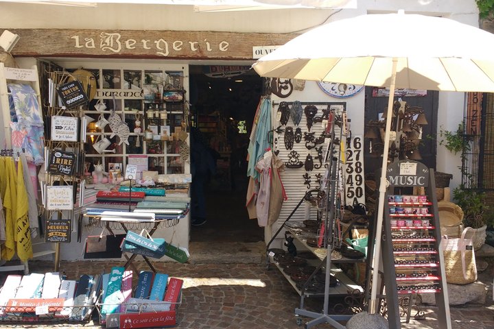 Full-Day 3 Village Tour of Provence: Splendid & Secret