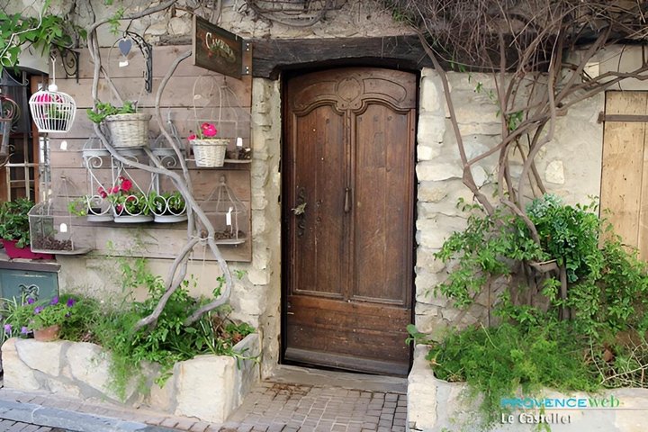 Full-Day 3 Village Tour of Provence: Splendid & Secret