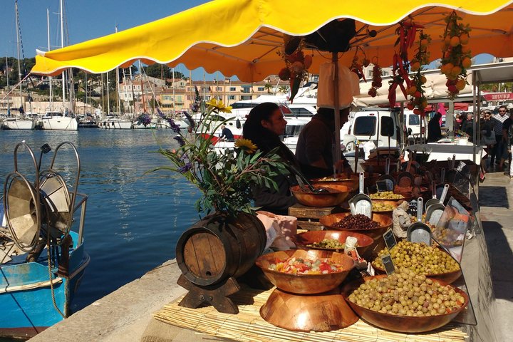 Full-Day 3 Village Tour of Provence: Splendid & Secret