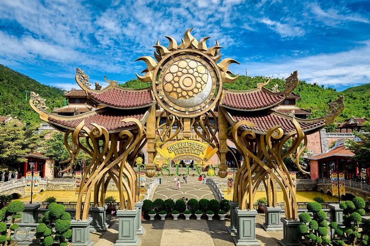 Da Nang private car: Golden Bridge, My Son & Marble Mountains