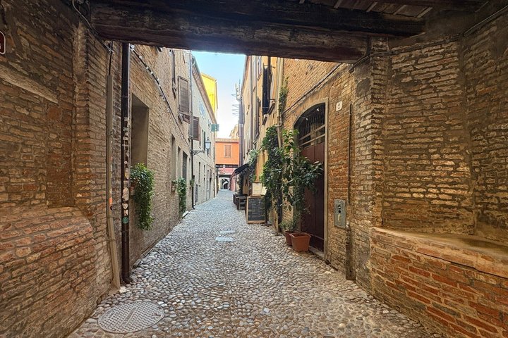 Ferrara Food Tasting and Walking Tour