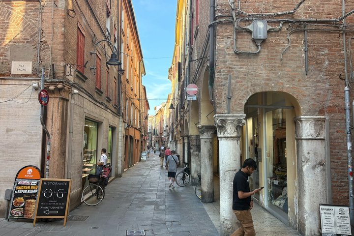 Ferrara Food Tasting and Walking Tour
