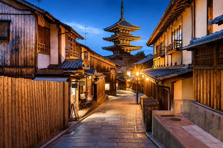 Kyoto Private Car Tour – Full Day with Local Guide & Nara Option