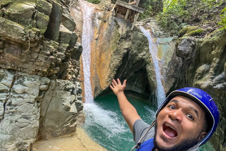 7 Waterfalls in Puerto Plata + a Delicious Local lunch.