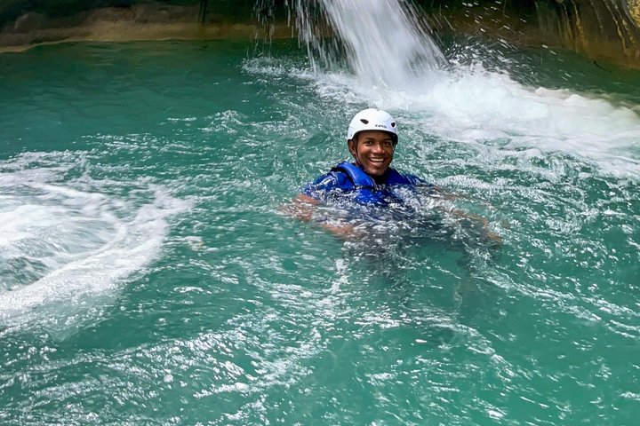 7 Waterfalls in Puerto Plata + a Delicious Local lunch.
