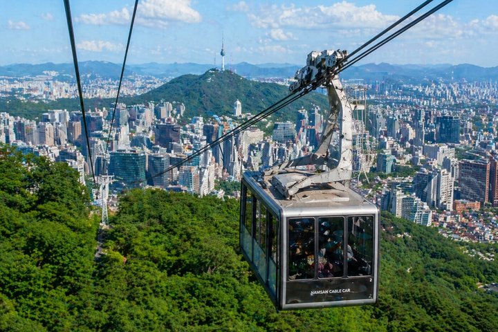Full-day Customizable Private Seoul Highlight Tour