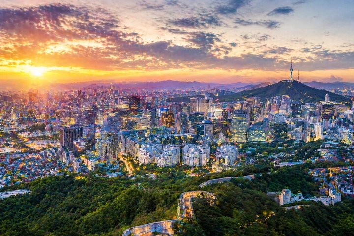 Full-day Customizable Private Seoul Highlight Tour