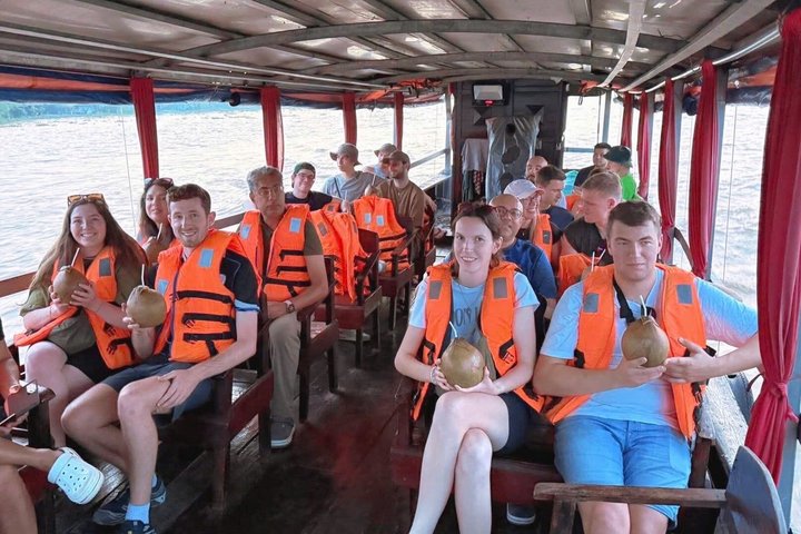 Cu Chi Tunnels & Mekong Delta with Coconut Village Tour