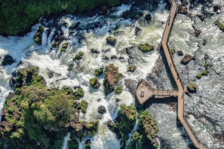 Best Private Tour Iguassu Falls Brazil, Argentina in 1 day
