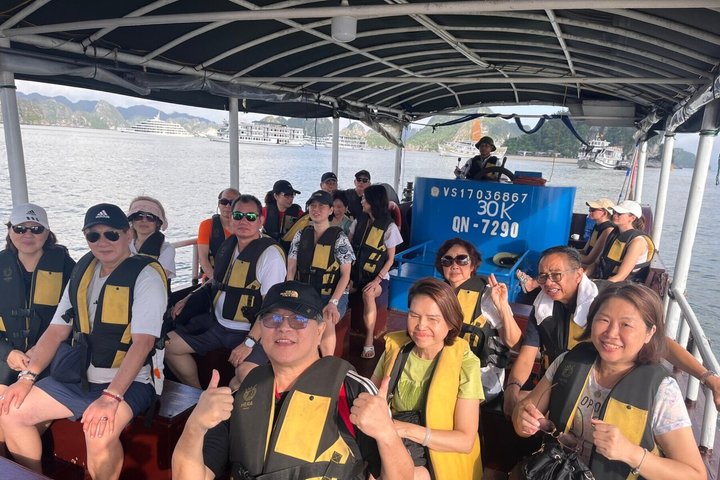 Ha Long Bay 3D2N Premium Cruise Experience from Hanoi
